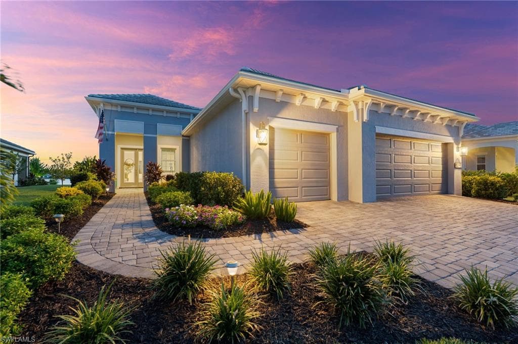 3992 Skysail Dr, Naples, FL 34120-2