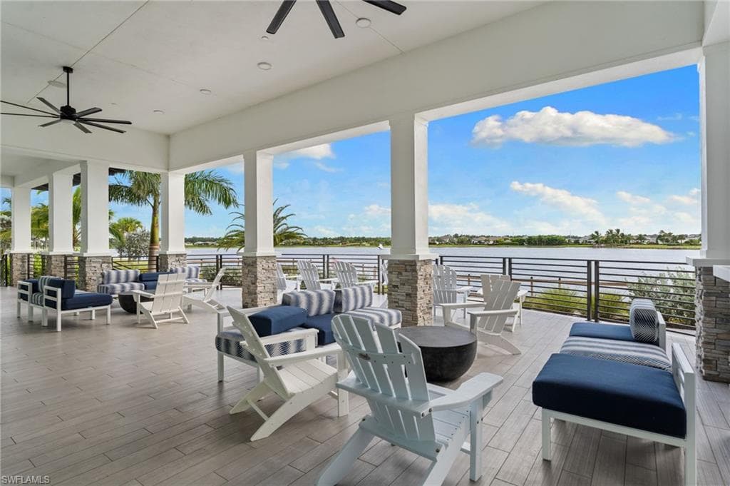 3992 Skysail Dr, Naples, FL 34120-44