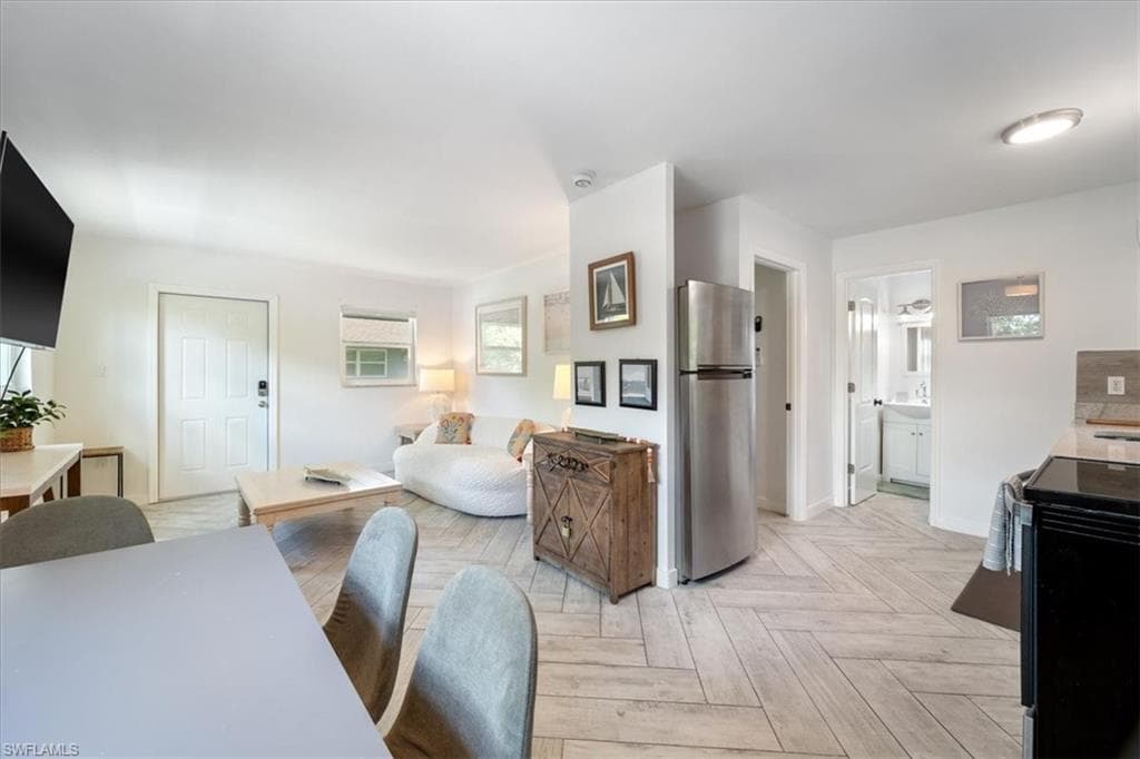3365-3367 Estey Ave, Naples, Fl 34104-20