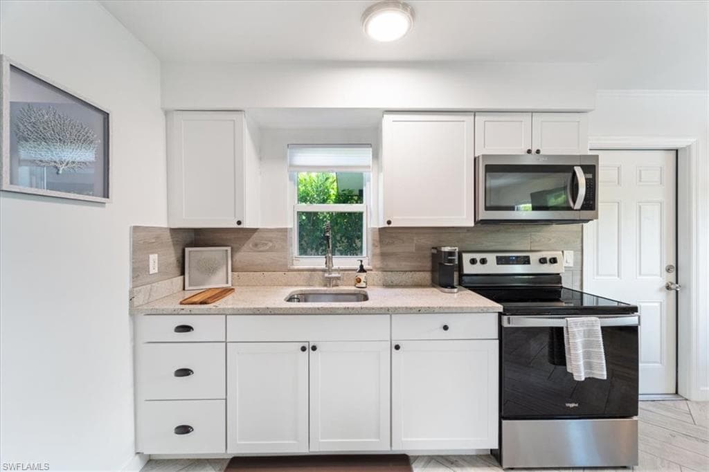 3365-3367 Estey Ave, Naples, Fl 34104-22