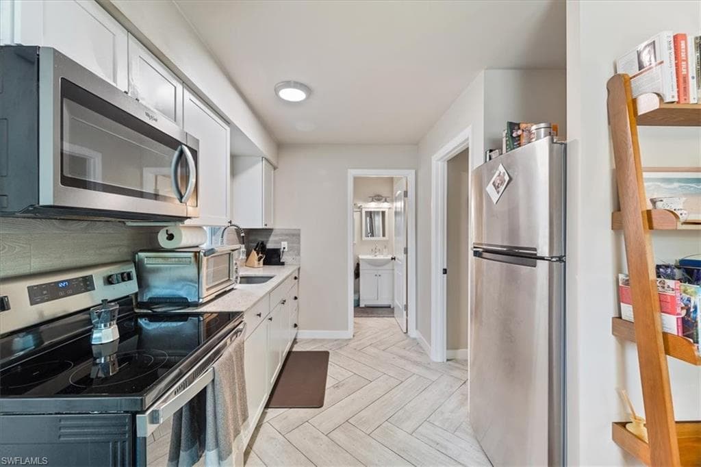 3365-3367 Estey Ave, Naples, Fl 34104-8