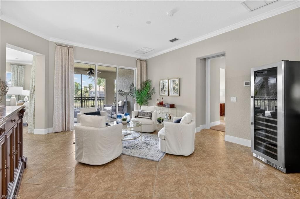 9223 Corfu Ct 201, Naples, FL 34114-22