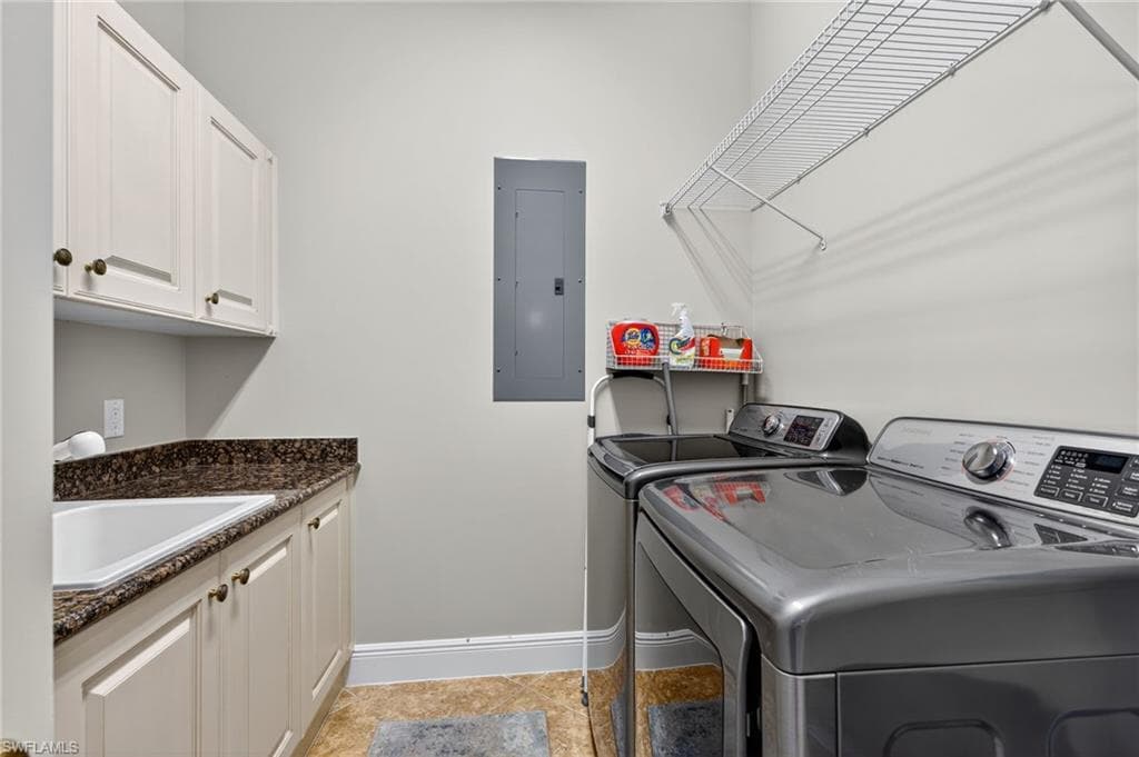 9223 Corfu Ct 201, Naples, FL 34114-37