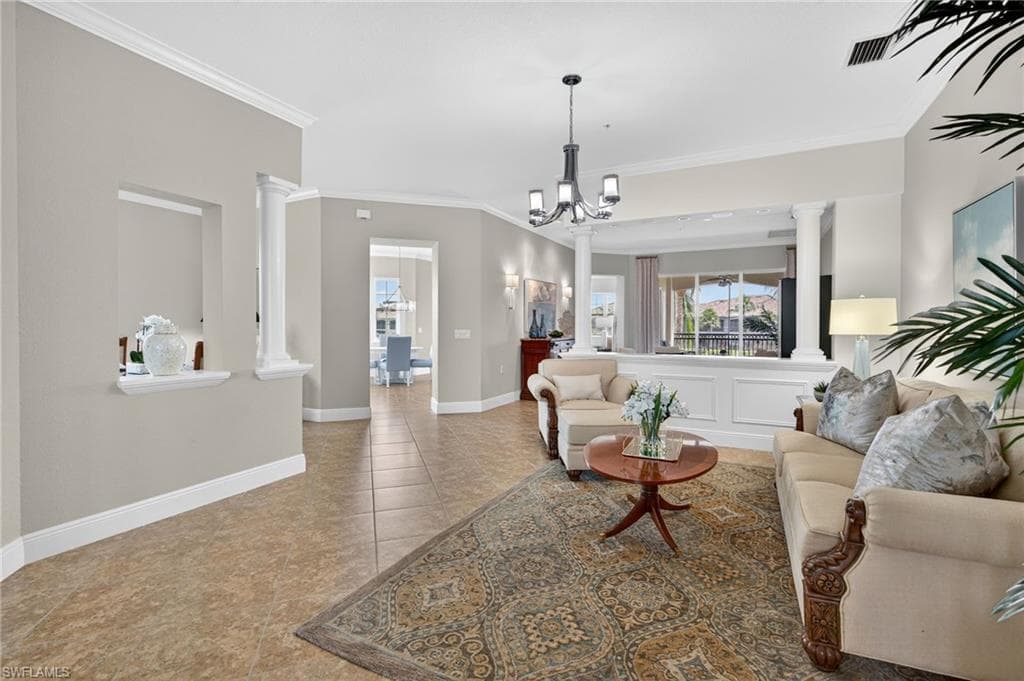 9223 Corfu Ct 201, Naples, FL 34114-5