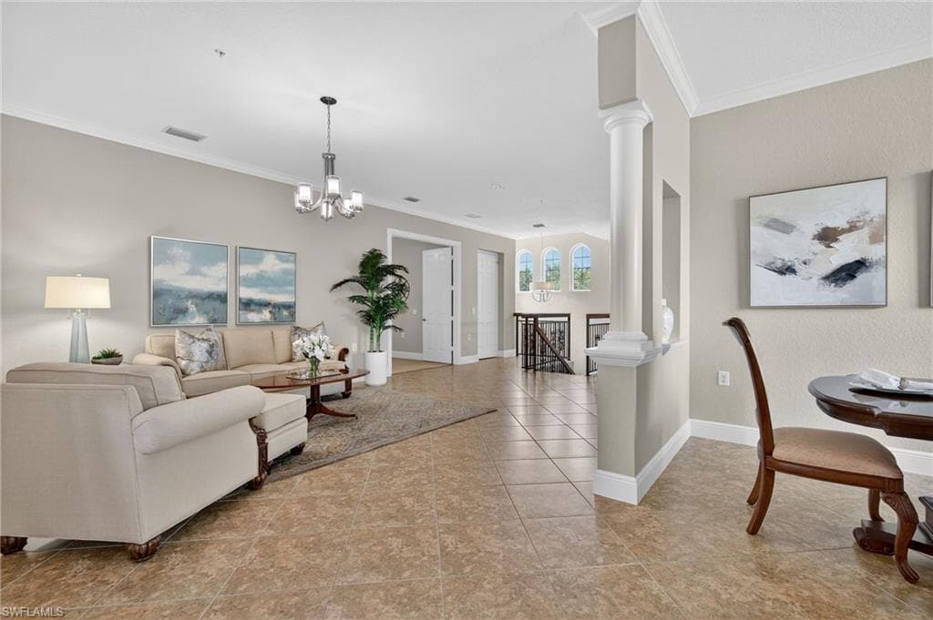 9223 Corfu Ct 201, Naples, FL 34114-7