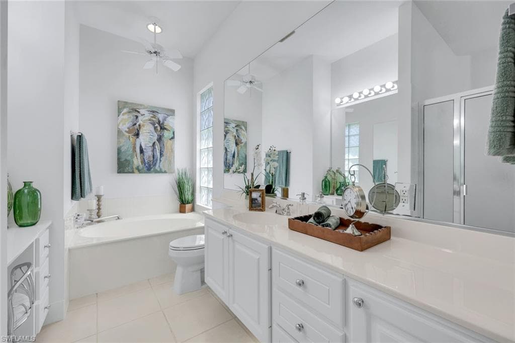 3730 Whidbey Way, Naples, FL 34119-13