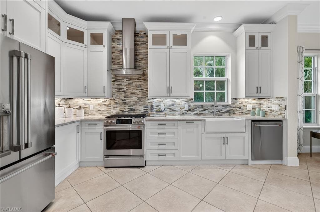3168 Serena Ln 201, Naples, FL 34114-15