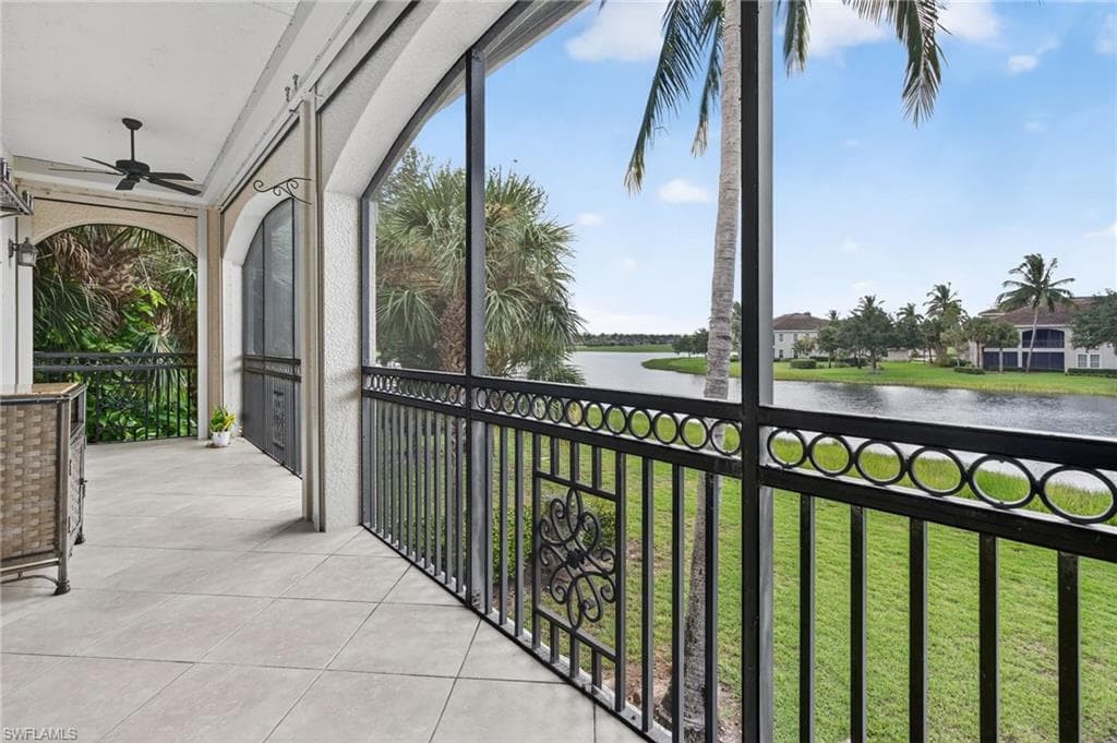 3168 Serena Ln 201, Naples, FL 34114-33