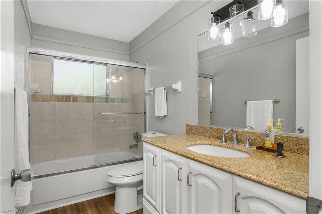 3538 Silver Pine Ct 87, Sarasota, FL 34231-23