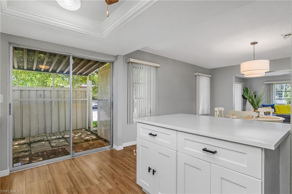 3538 Silver Pine Ct 87, Sarasota, FL 34231-4
