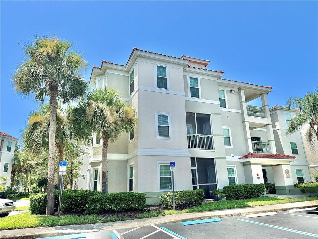 23520 Walden Center Dr 303, Estero, FL 34134-30