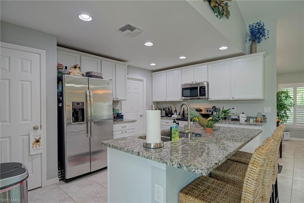 4222 34th Ln, Cape Coral, FL 33993-9