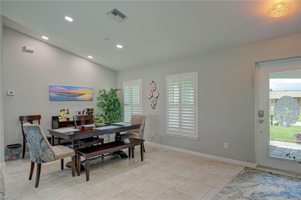 4222 34th Ln, Cape Coral, FL 33993-12