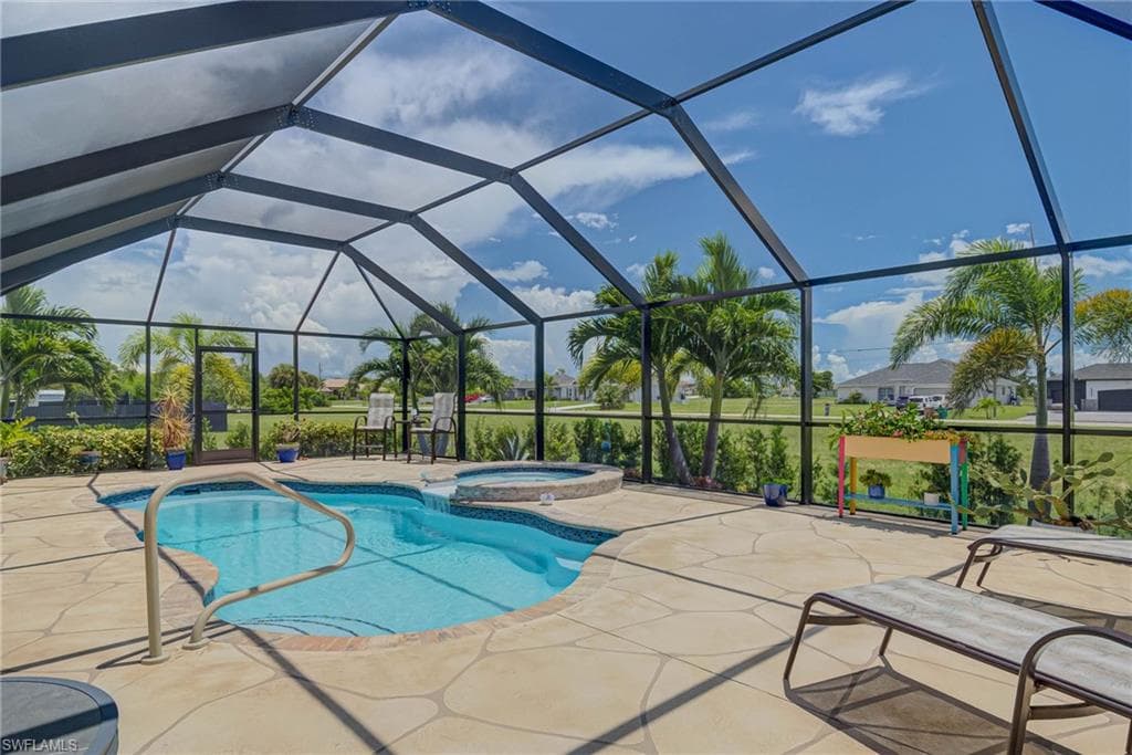 4222 34th Ln, Cape Coral, FL 33993-28