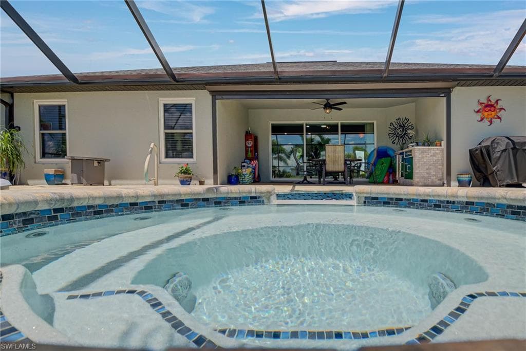 4222 34th Ln, Cape Coral, FL 33993-29