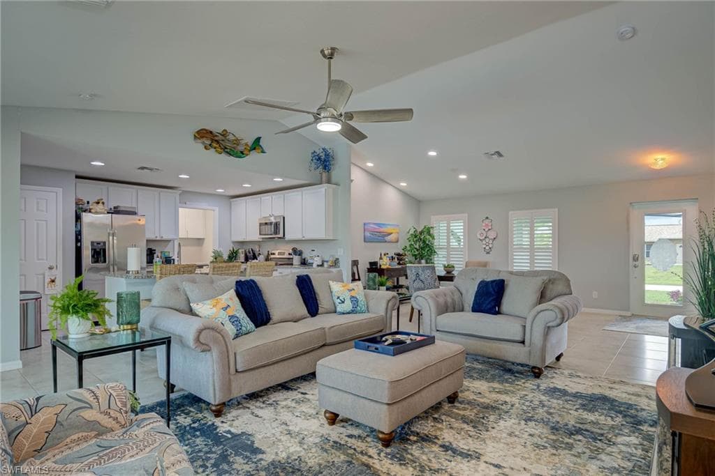 4222 34th Ln, Cape Coral, FL 33993-3
