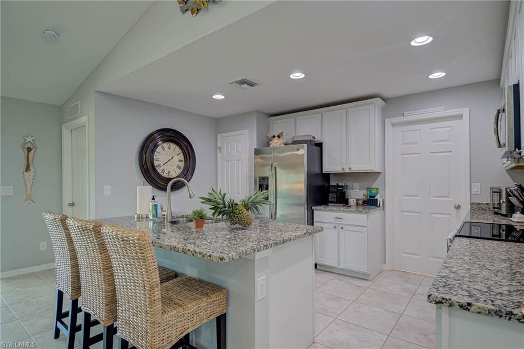 4222 34th Ln, Cape Coral, FL 33993-8