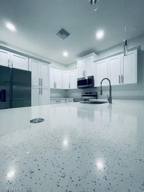 2524 39th St W, Lehigh Acres, FL 33971-10