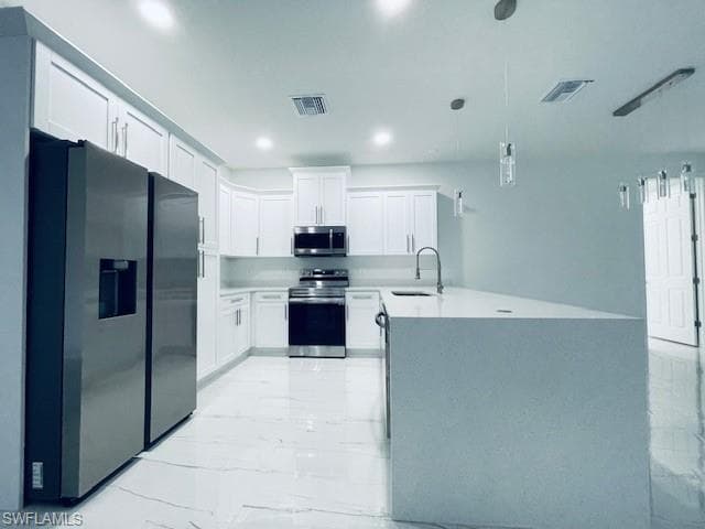 2524 39th St W, Lehigh Acres, FL 33971-11