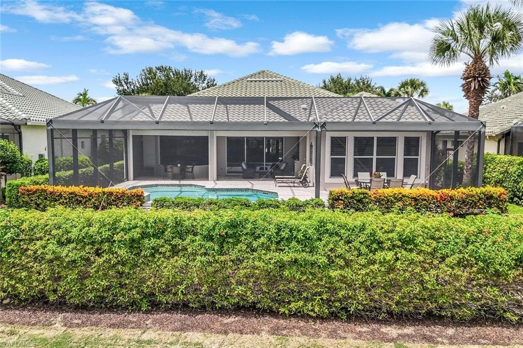 9085 Windswept Dr, Estero, FL 34135-39