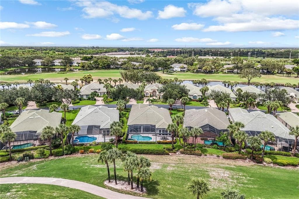 9085 Windswept Dr, Estero, FL 34135-40