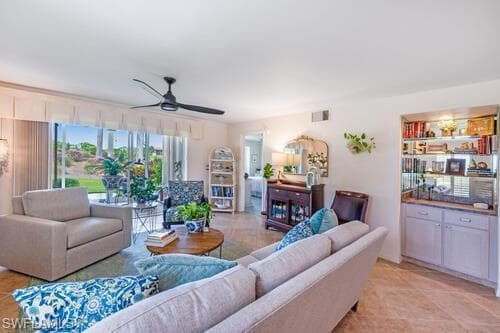 457 Country Hollow Ct W A101, Naples, FL 34104-9
