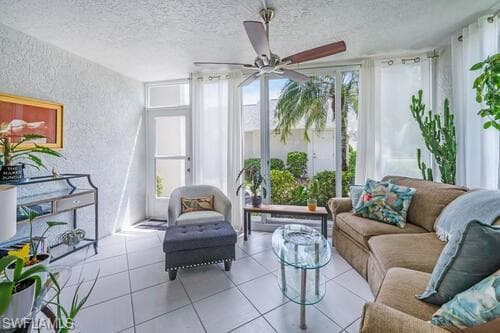 457 Country Hollow Ct W A101, Naples, FL 34104-4
