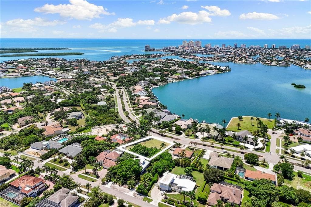 761 Barfield Dr, Marco Island, FL 34145-4