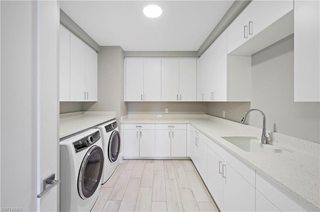 1130 3rd Ave S 512, Naples, FL 34102-20