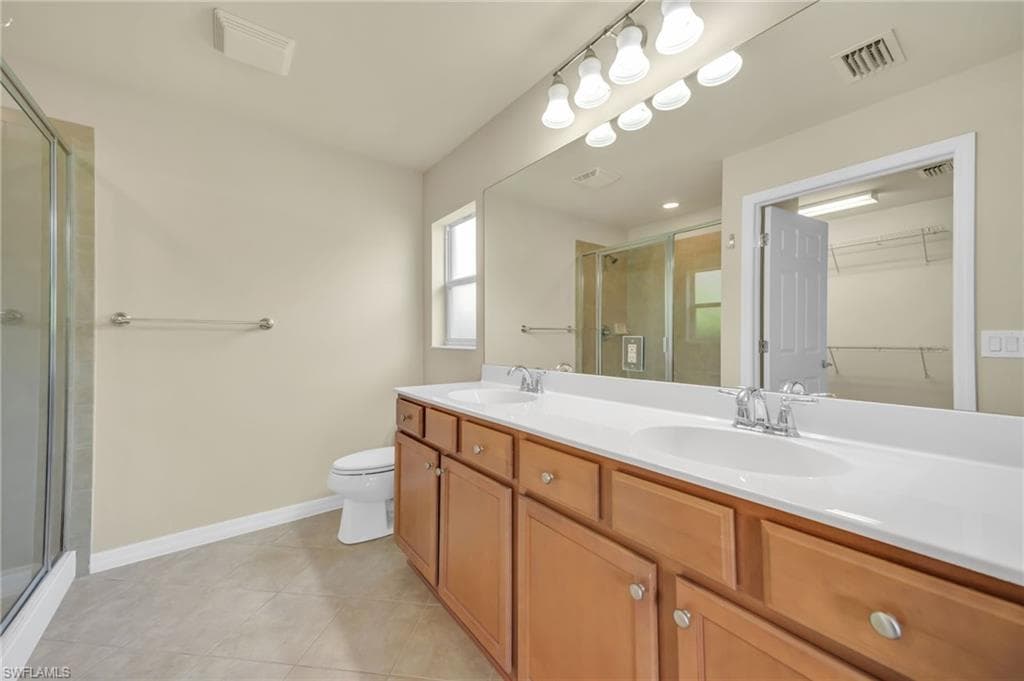8749 Querce Ct, Naples, FL 34114-17