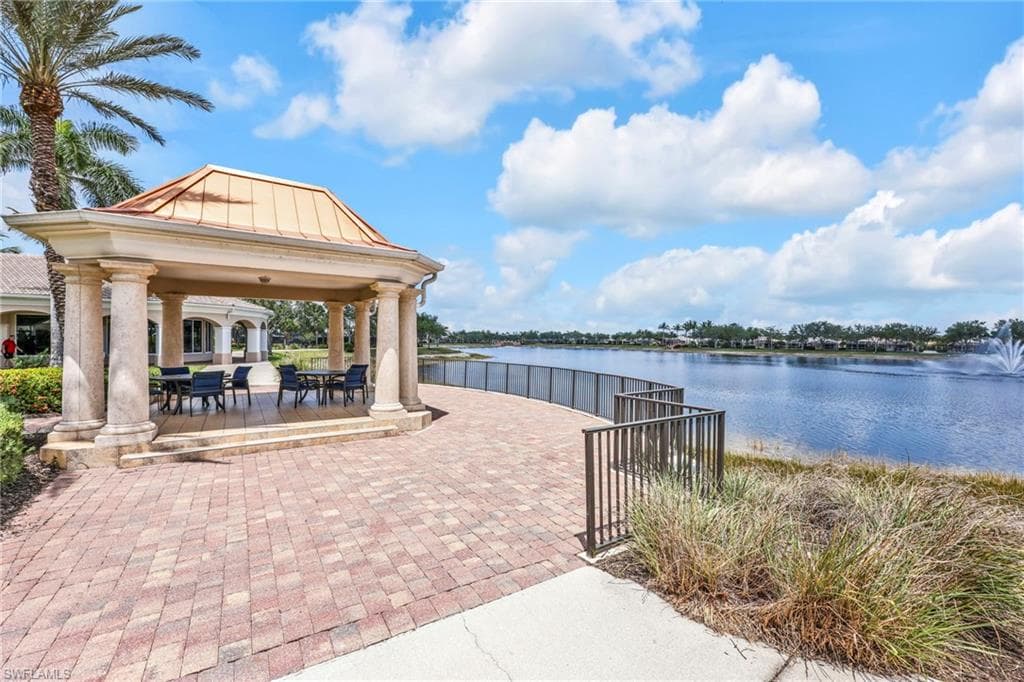 8749 Querce Ct, Naples, FL 34114-42
