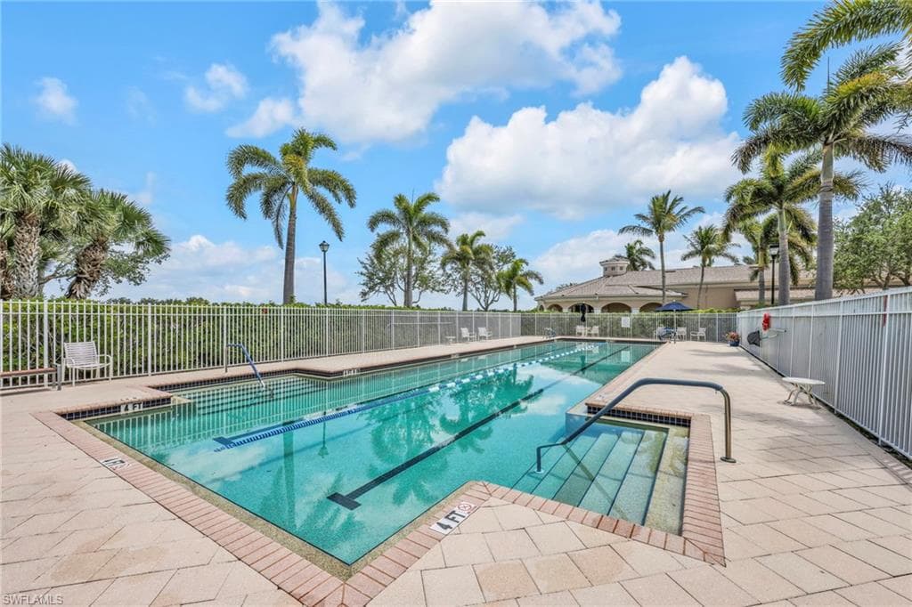 8749 Querce Ct, Naples, FL 34114-45