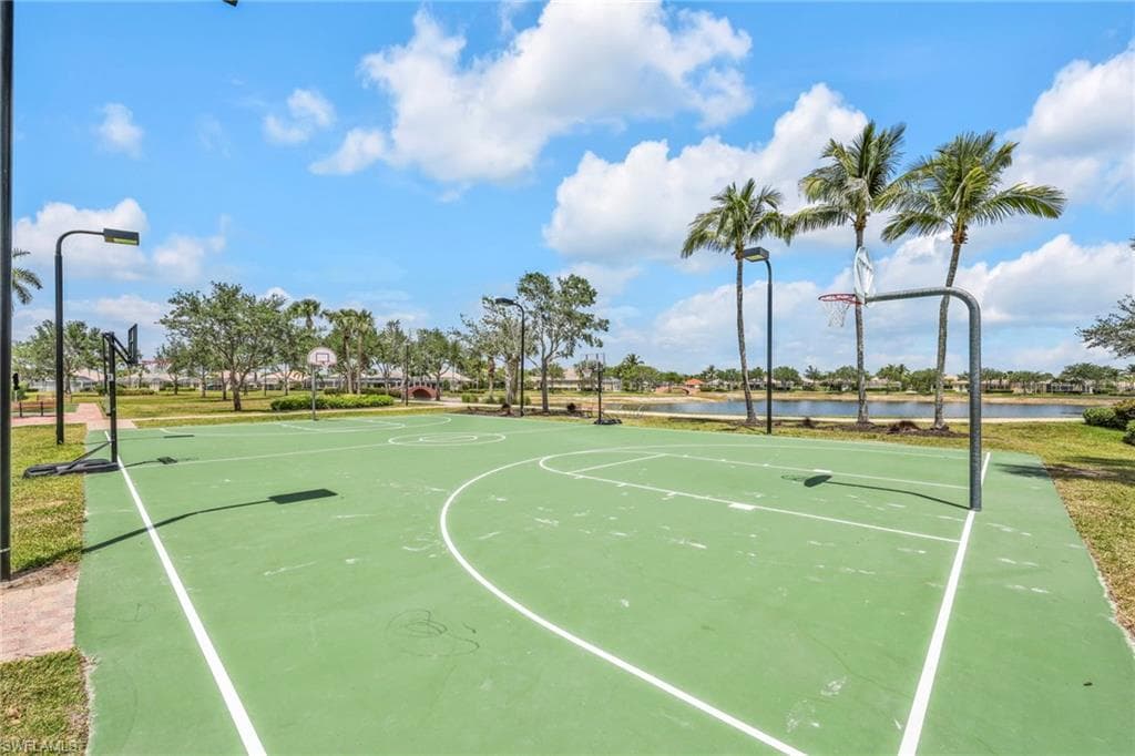 8749 Querce Ct, Naples, FL 34114-47