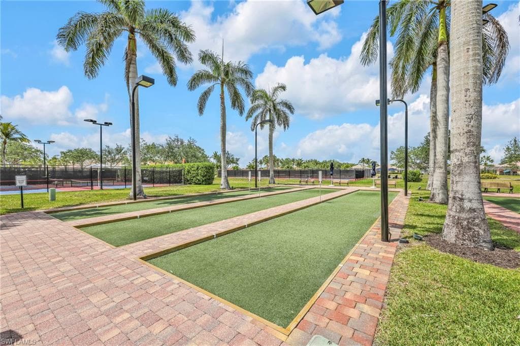 8749 Querce Ct, Naples, FL 34114-48