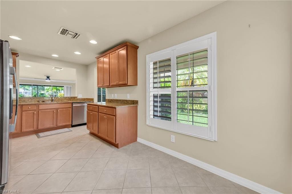 8749 Querce Ct, Naples, FL 34114-5