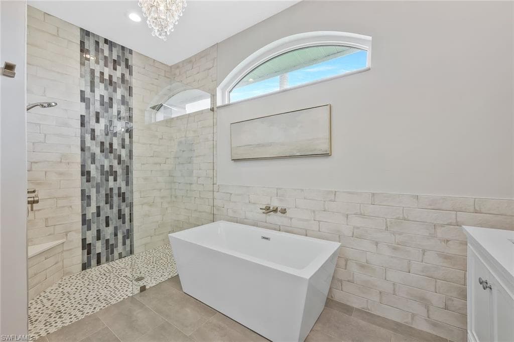 4837 Regal Dr, Bonita Springs, FL 34134-32