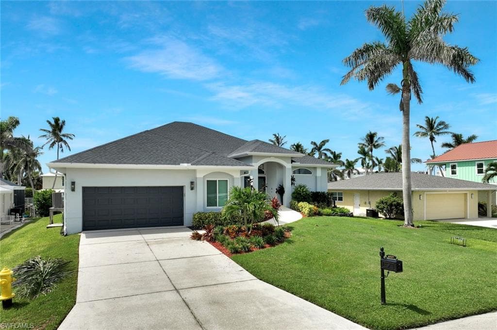 4837 Regal Dr, Bonita Springs, FL 34134-44