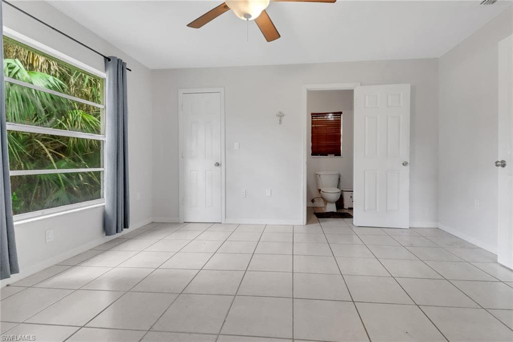 2075 17th St SW, Naples, FL 34117-16