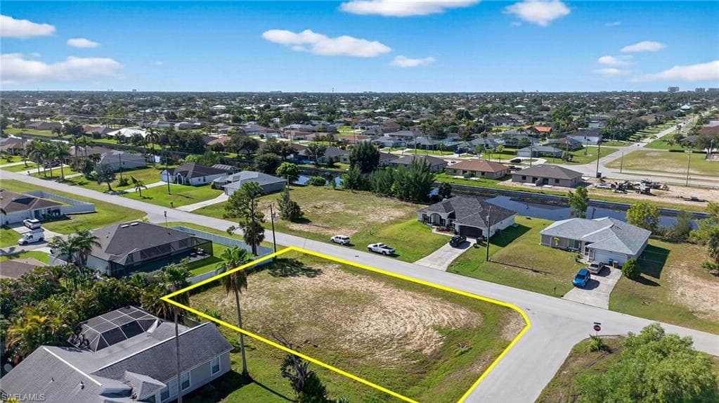 3111 15th Ave, Cape Coral, FL 33914-10