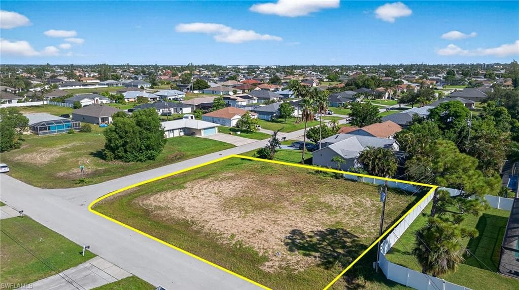 3111 15th Ave, Cape Coral, FL 33914-7