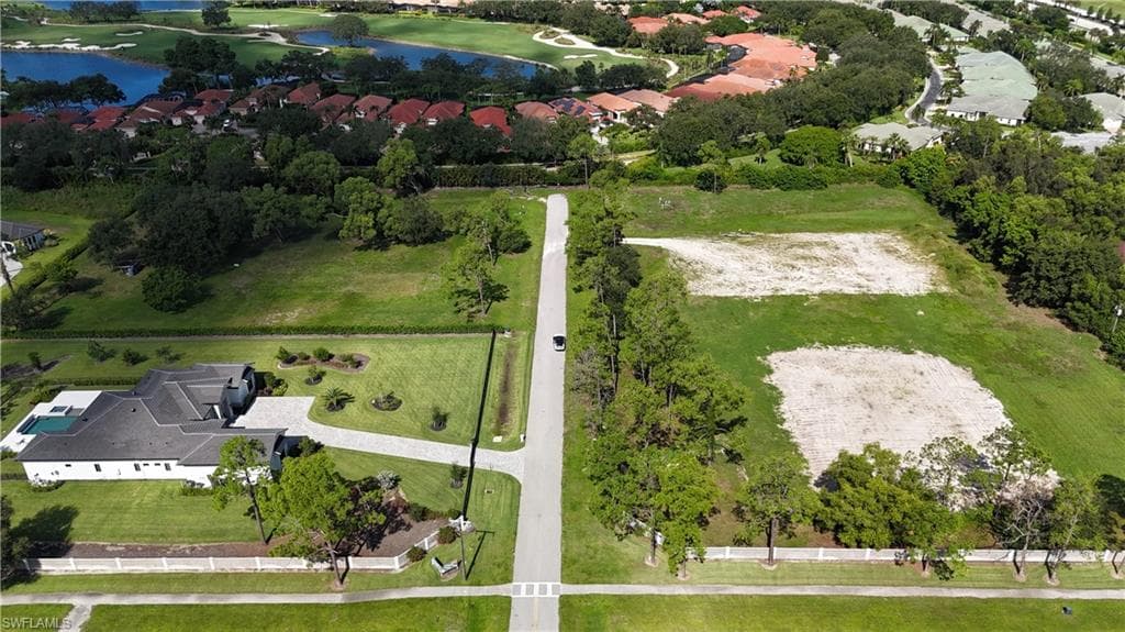5458 Cherry Wood Dr, Naples, FL 34119-4