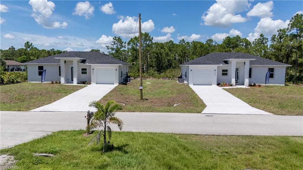 928 Grant Blvd, Lehigh Acres, FL 33974-35