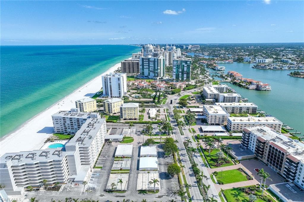 3443 Gulf Shore Blvd N 314, Naples, FL 34103-12