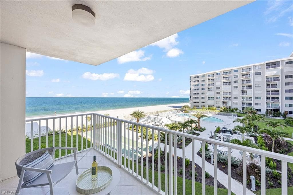 3443 Gulf Shore Blvd N 314, Naples, FL 34103-23