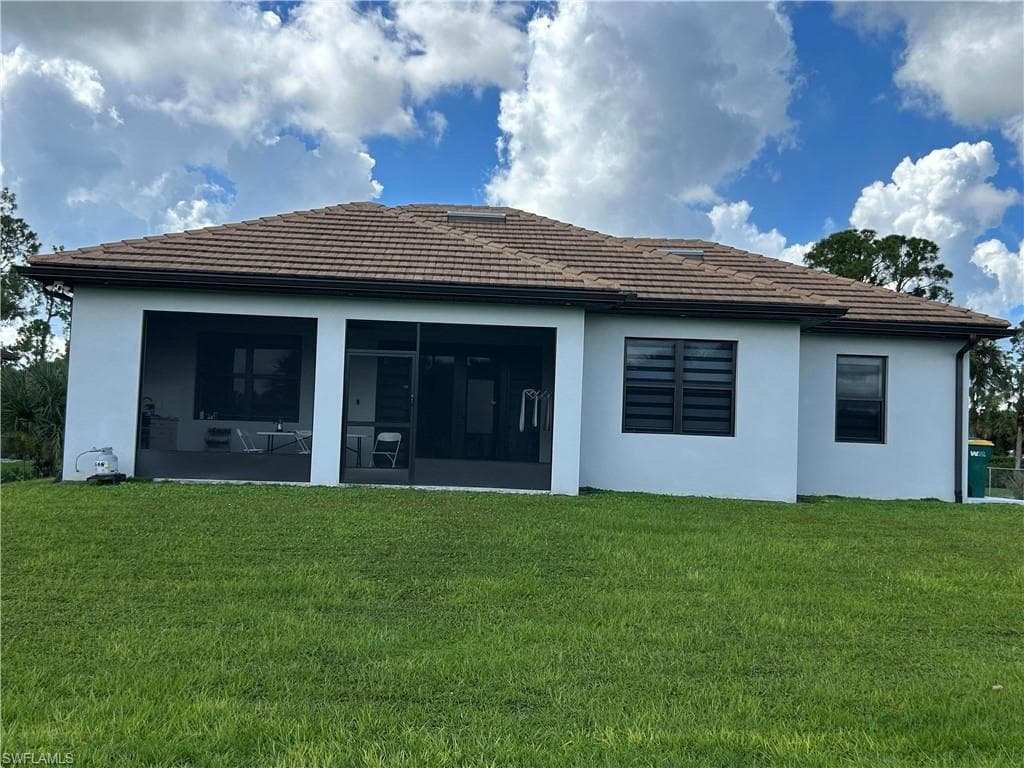 2759 18th Ave SE, Naples, FL 34117-28