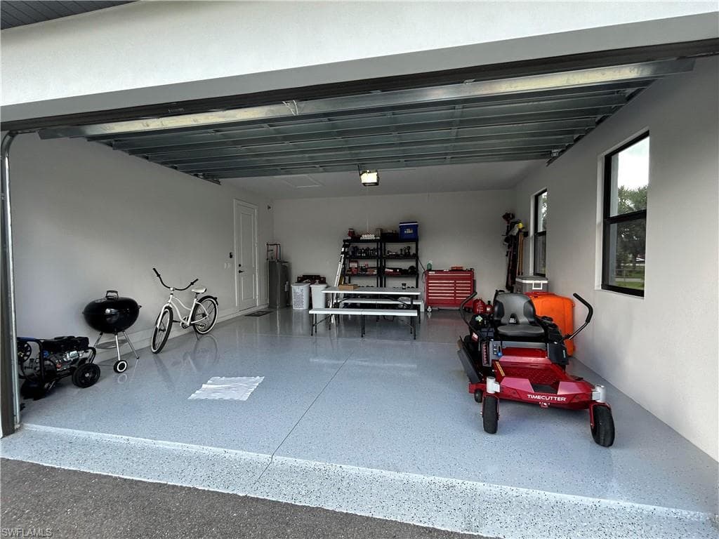 2759 18th Ave SE, Naples, FL 34117-29
