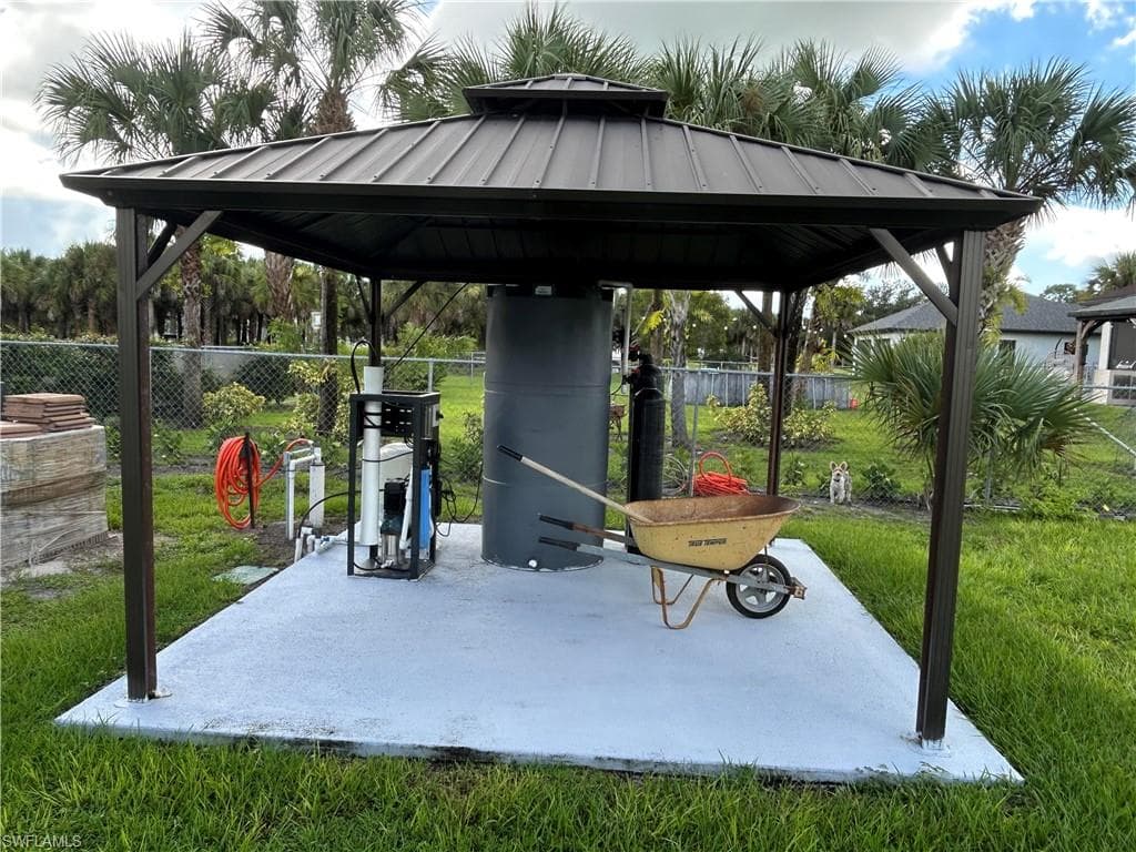 2759 18th Ave SE, Naples, FL 34117-31
