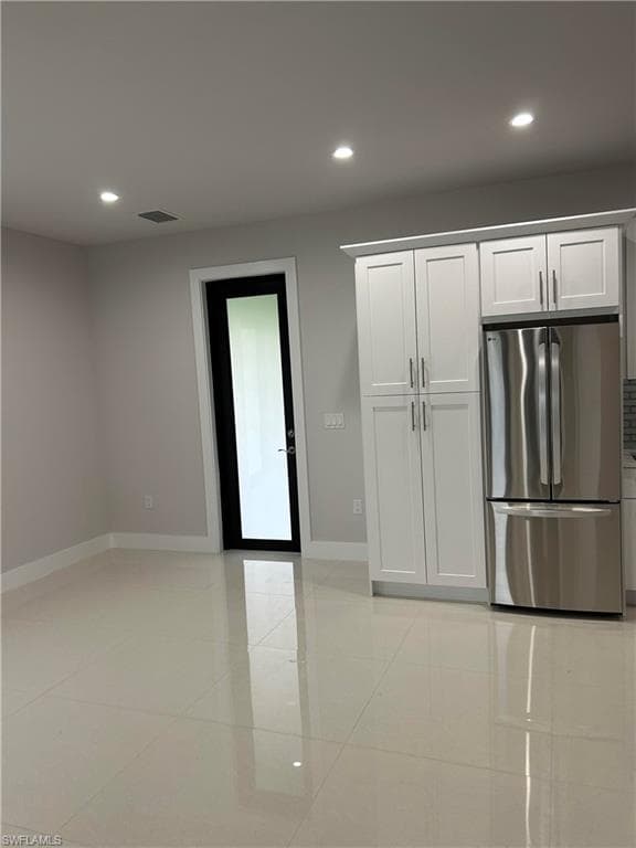 2759 18th Ave SE, Naples, FL 34117-36