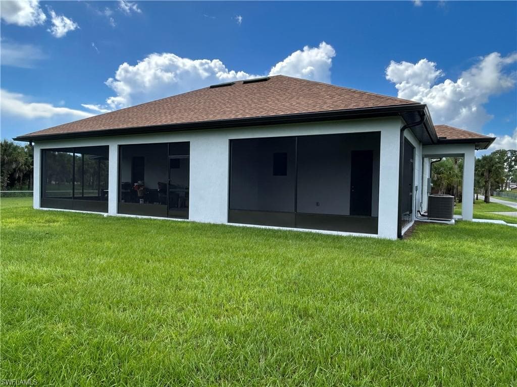 2759 18th Ave SE, Naples, FL 34117-39
