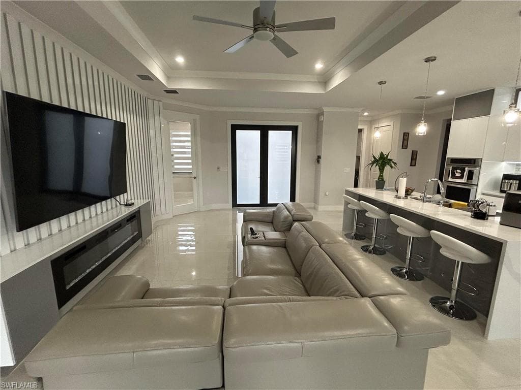 2759 18th Ave SE, Naples, FL 34117-4